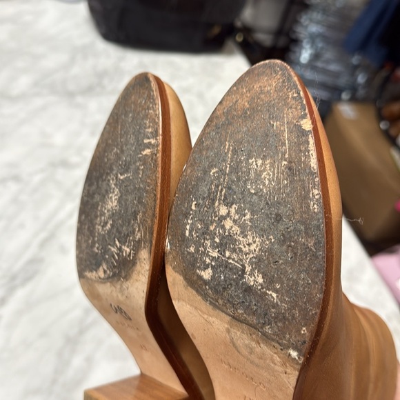 Nisolo Leather Dari Boot 2.0 in Almond Size 6.5 - Picture 8 of 16